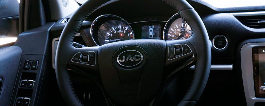 2026-04-21-jac_t8_luxury_galeria_interior_2_871x349px.jpg