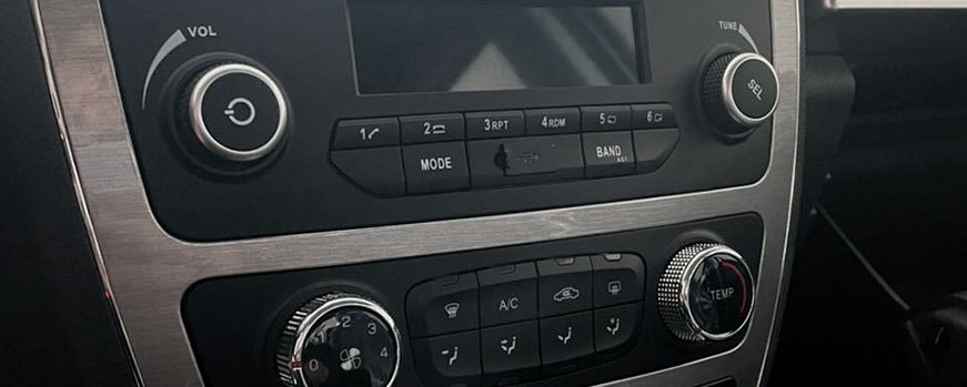 2026-06-24-jac_t8_galeria_interior_1_871x349px.jpg