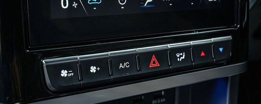 2026-08-11-jac_t9_galeria_interior_8_871x349px.jpg