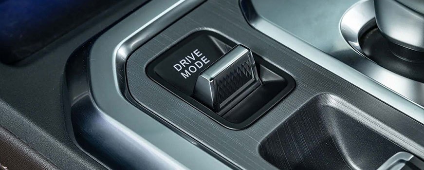 2026-08-11-jac_t9_galeria_interior_9_871x349px.jpg